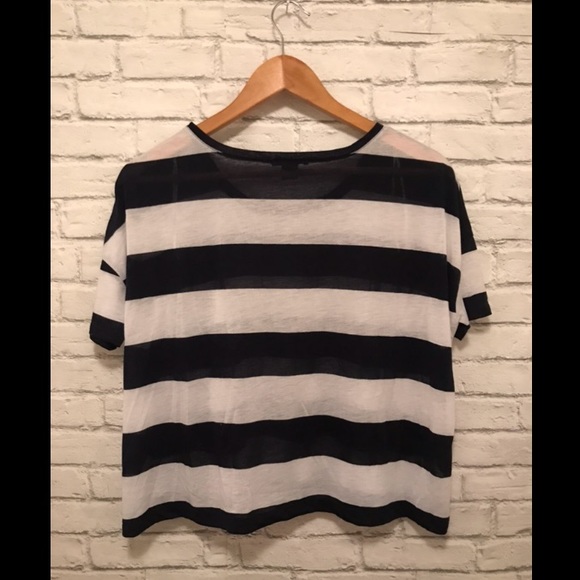 Striped Cropped Boxy Tee - Picture 5 of 5